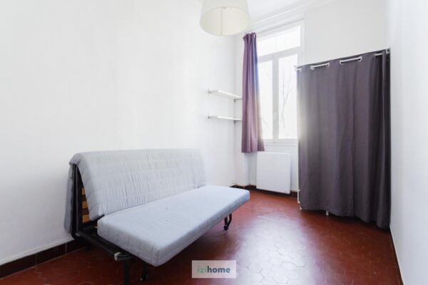 Bright 2 bedrooms apartment - Image 6