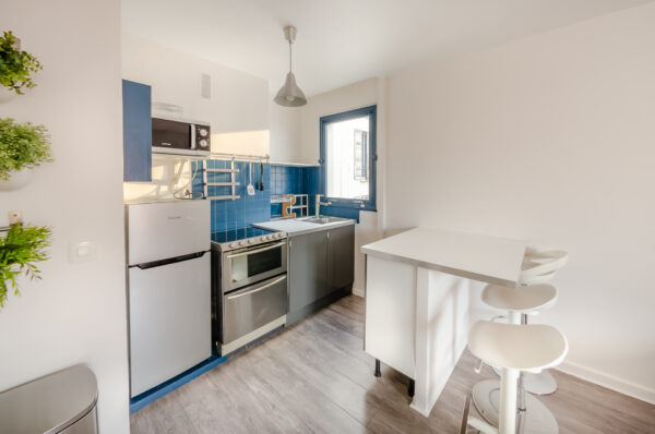 One bedroom in the center of Levallois - Image 3