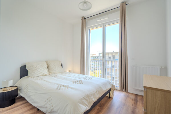 2 bdr apartment with terrace and parking in a brand new residence - Image 8