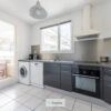 2 bdr apartment with balcony and private parking close to Castellane - Image 6