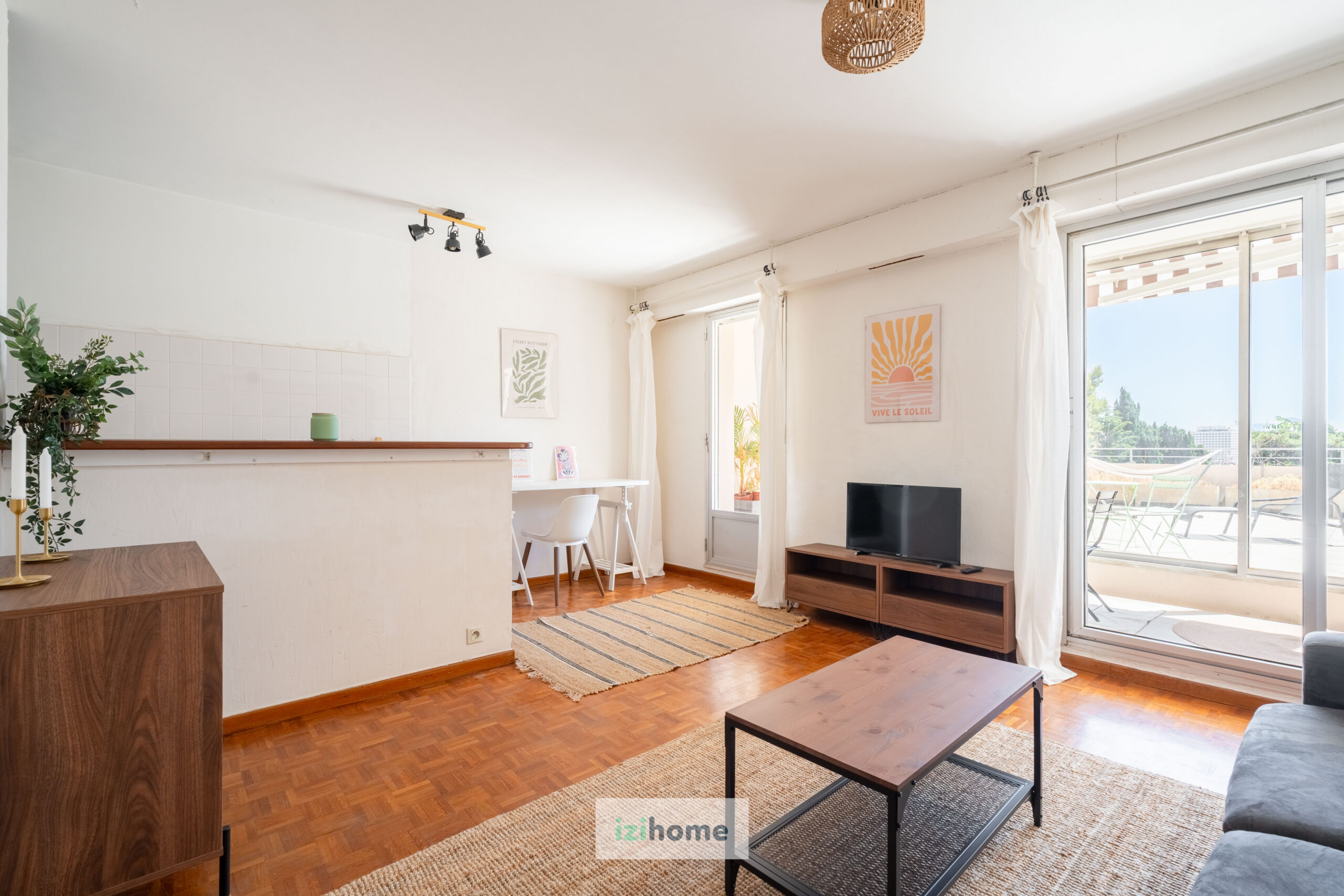 Grand studio avec très grande terrasse au cœur de Vauban – Image 3